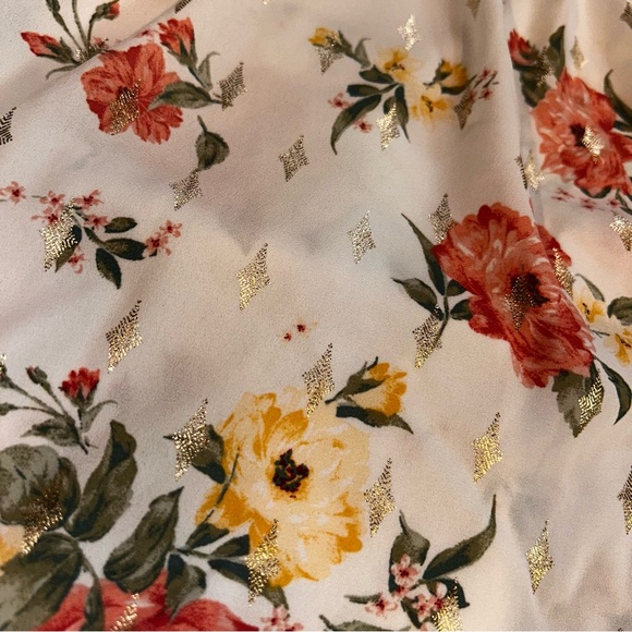 Sara Michelle Floral Blouse with Red and Yellow Accents - Picture 9 of 11